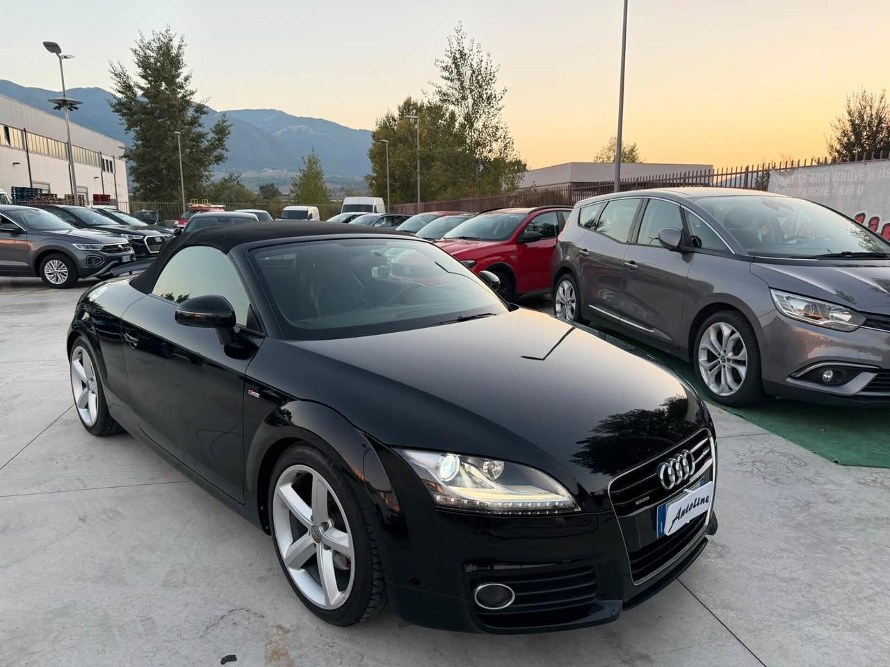 Audi TT -CABRIO- 2.0 Tdi QUATTRO - S LINE