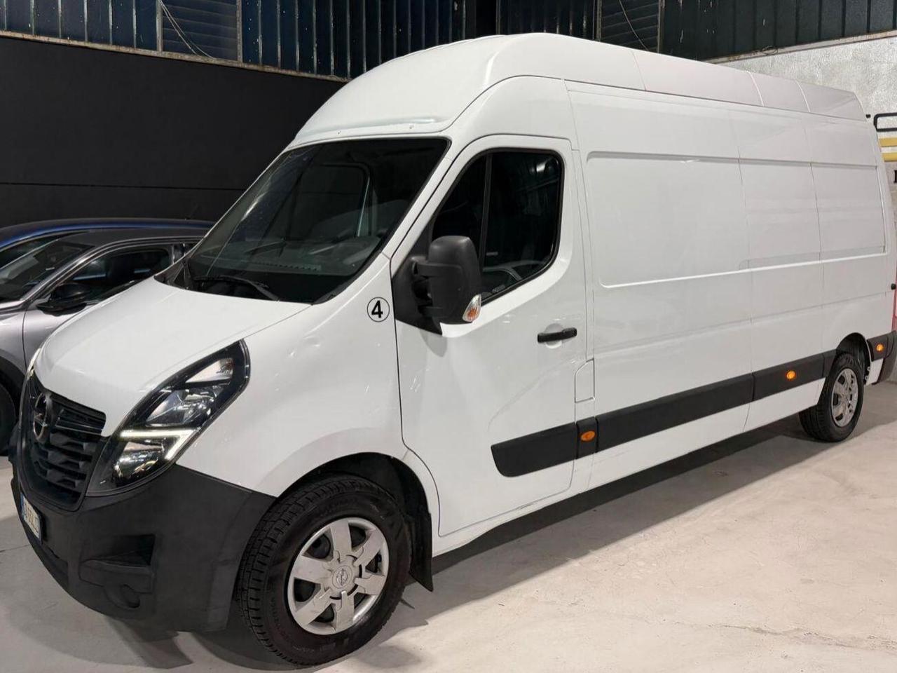 Opel Movano IVA ESPOSTA+Tetto alto+Passo Lungo+Navi+ Neopatentati