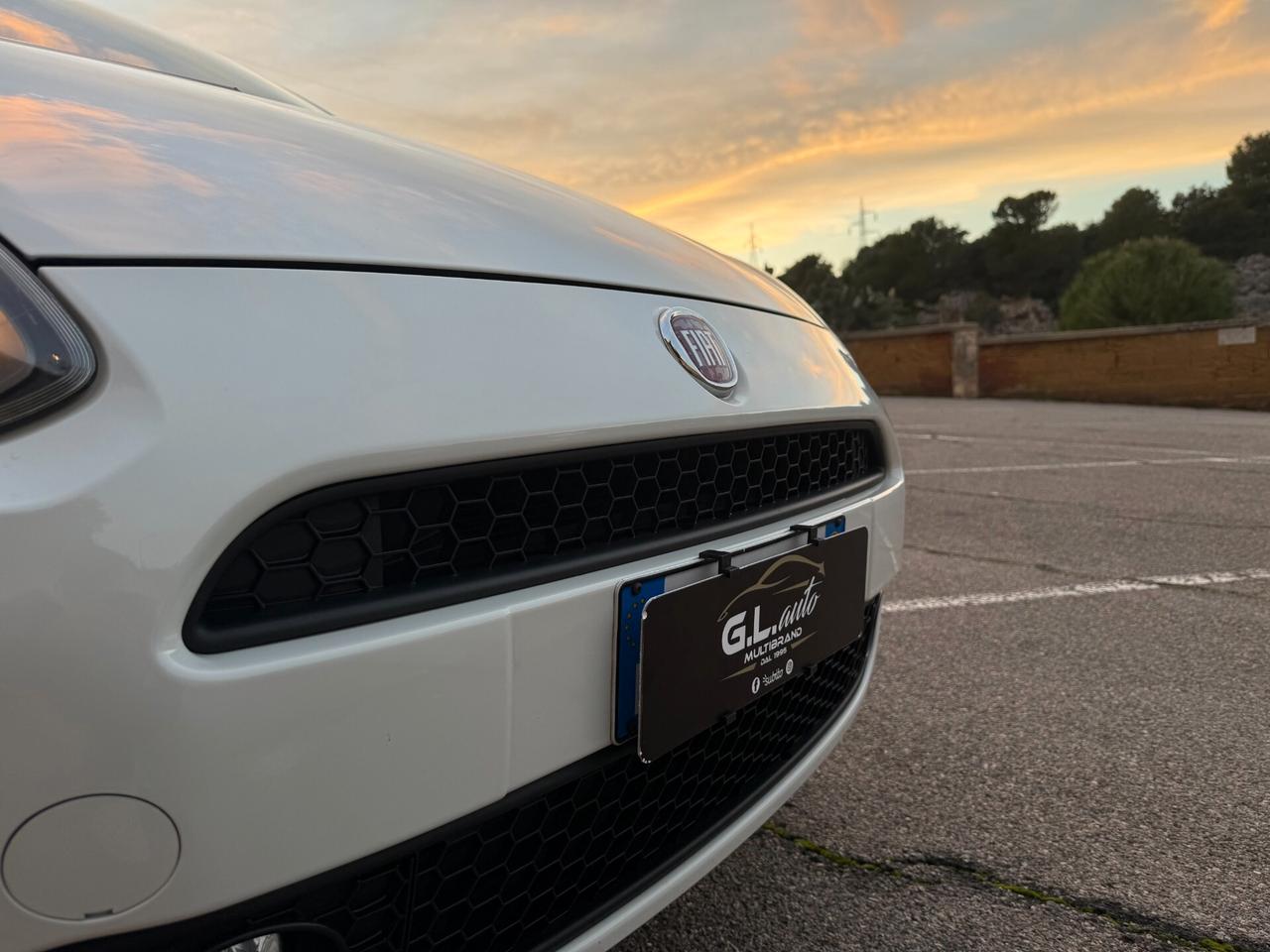 Fiat Punto LOUNGE/1.2 69 CV/CAR PLAY/5 POSTI