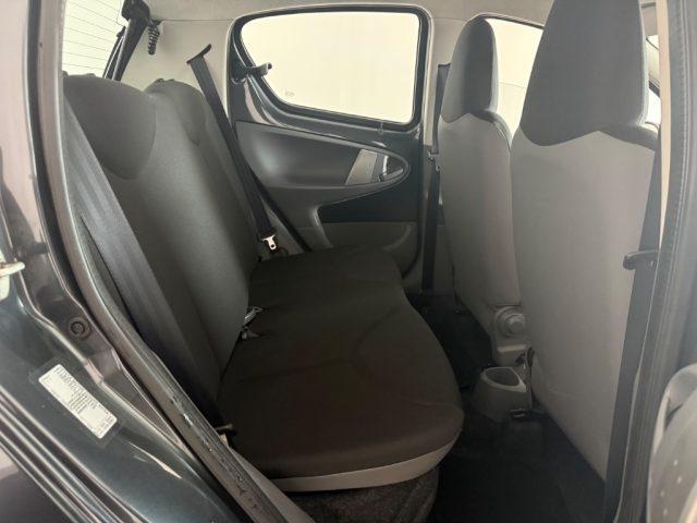 TOYOTA Aygo 1.0 12V VVT-i 5 porte Sol