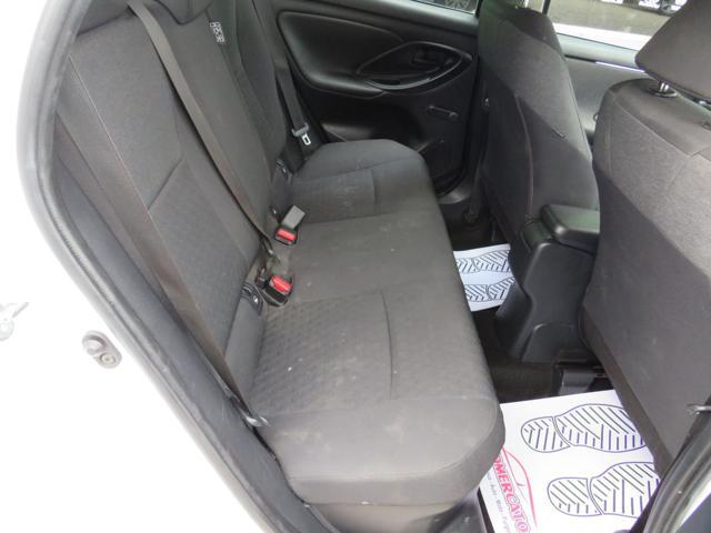 TOYOTA Yaris 1.5 Hybrid 5P AUTOMATICA