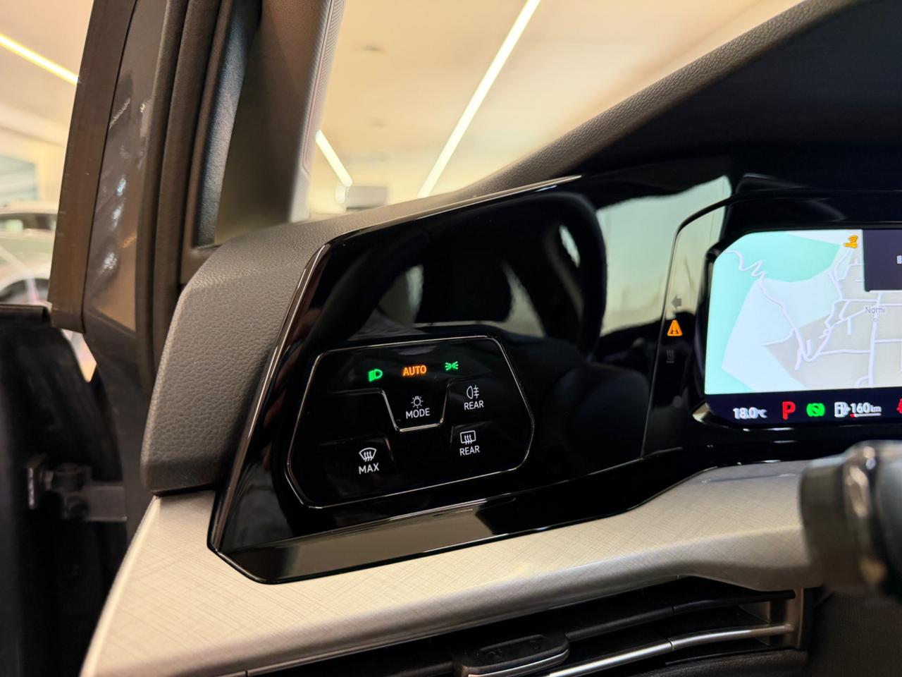 Volkswagen Golf 2.0 TDI DSG 5p. Sport BlueMotion Technology