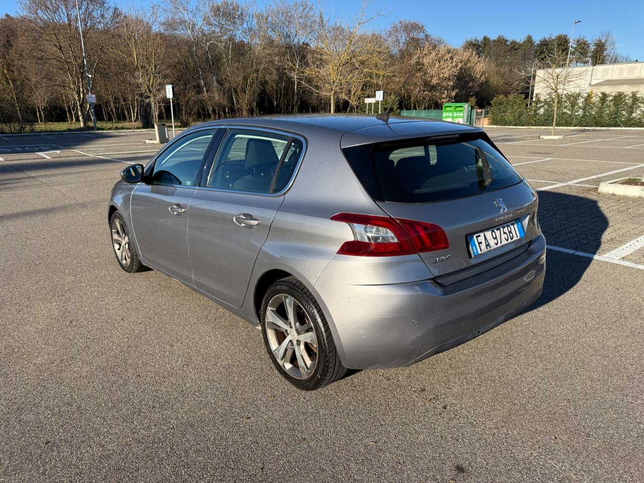 Peugeot 308 PureTech Turbo 130 S&S GT Line*Navi*Euro 6