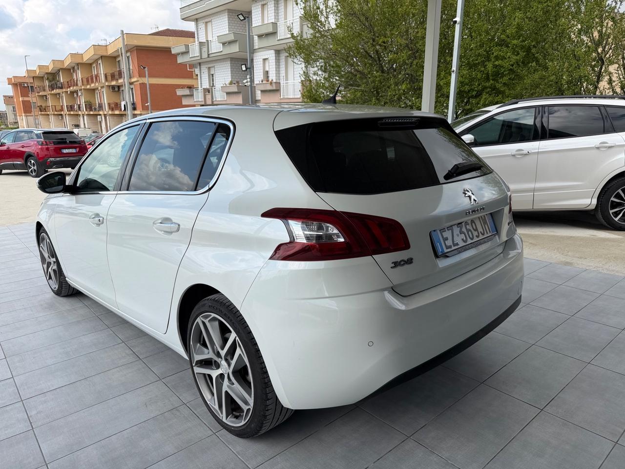 Peugeot 308 BlueHDi 120 S&S EAT6 GT Line