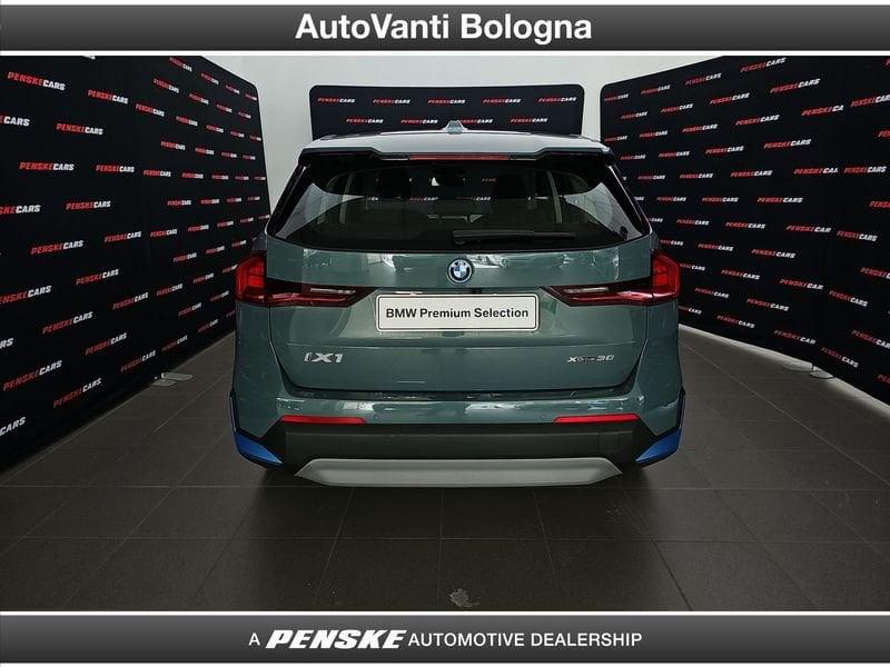 BMW iX1 xDrive30