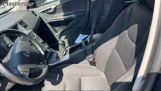 VOLVO S60 S60 2.0 d4 Kinetic 190cv - FP732SZ