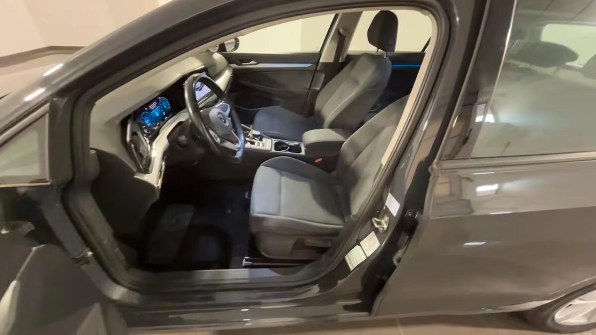 Volkswagen Golf 1.5 TGI DSG Life