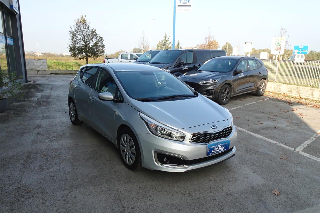 Kia Ceed cee'd 1.6 CRDi 110 CV 5 porte