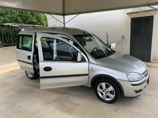 OPEL Combo 1.6 OK NEOP POCHI CHILOMETRI METANO FINO AL 2027