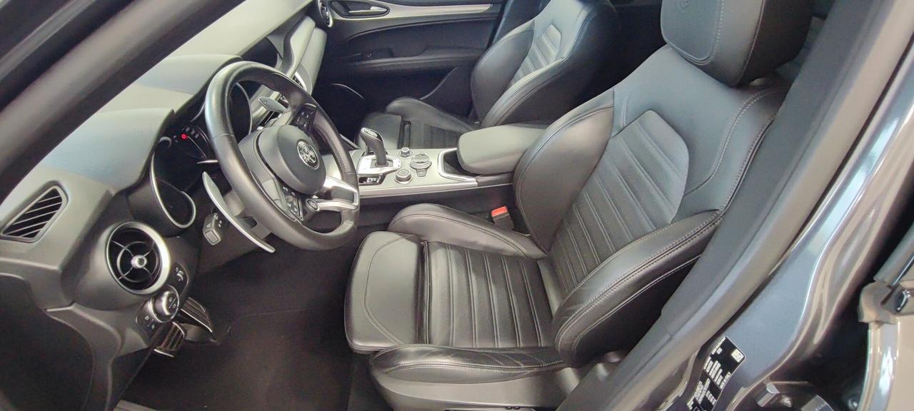 Alfa Romeo Stelvio ALLESTIMENTO VELOCE