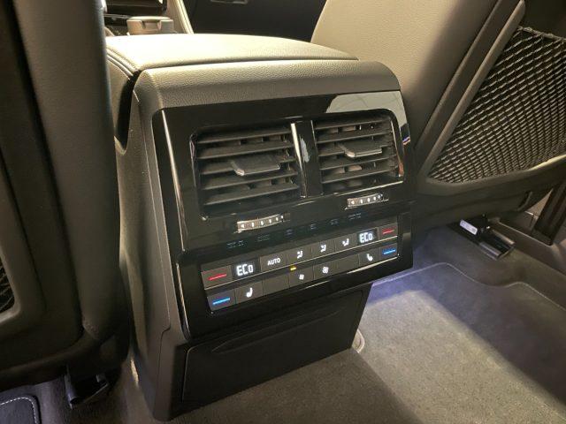 VOLKSWAGEN Touareg 3.0 V6 TDI R-Line GANCIO Park Assist Matrix Max