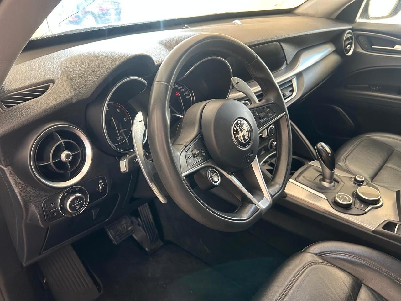 Alfa Romeo Stelvio 2.2 Turbodiesel 210 CV AT8 Q4 Executive