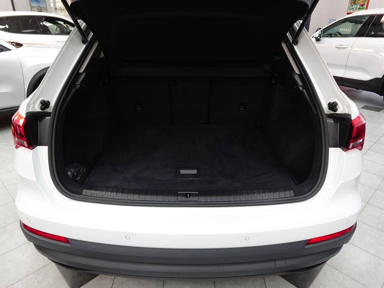 Audi Q3 2.0 TDI 150 CV 35 S TRONIC BSN