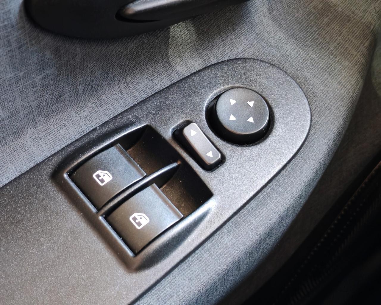 Lancia Ypsilon 1.0 FireFly Hybrid Gold PREZZO REALE