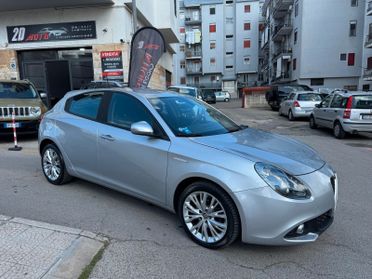 Alfa Romeo Giulietta 1.6 JTDm 120 CV Distinctive * Perfette Condizioni * Garantita 12 Mesi