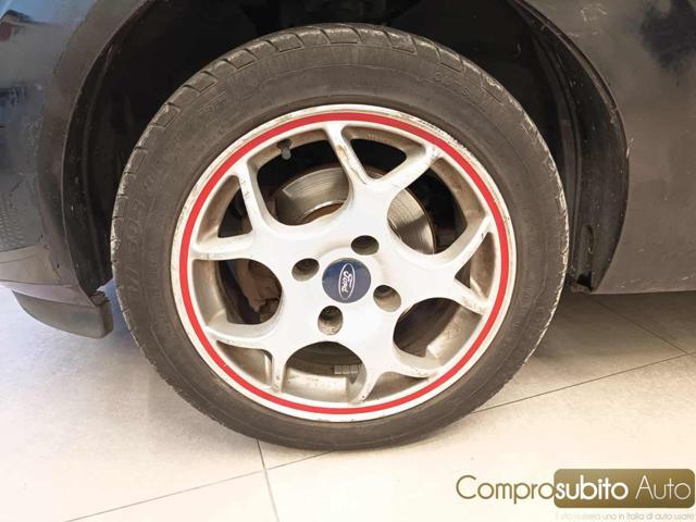 FORD Fiesta 1.2 16V 3p. Titanium
