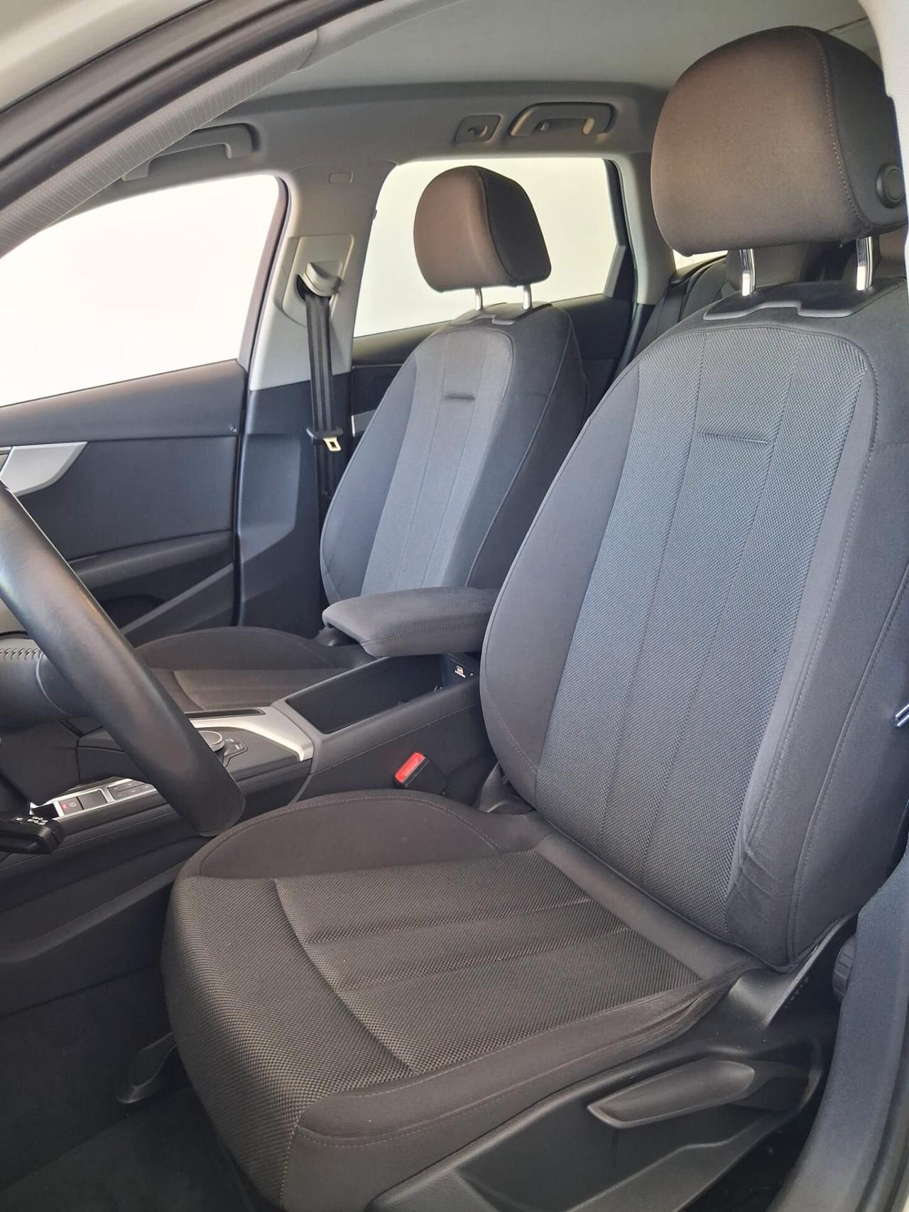 Audi A4 Avant 2.0 TDI 122 CV Business