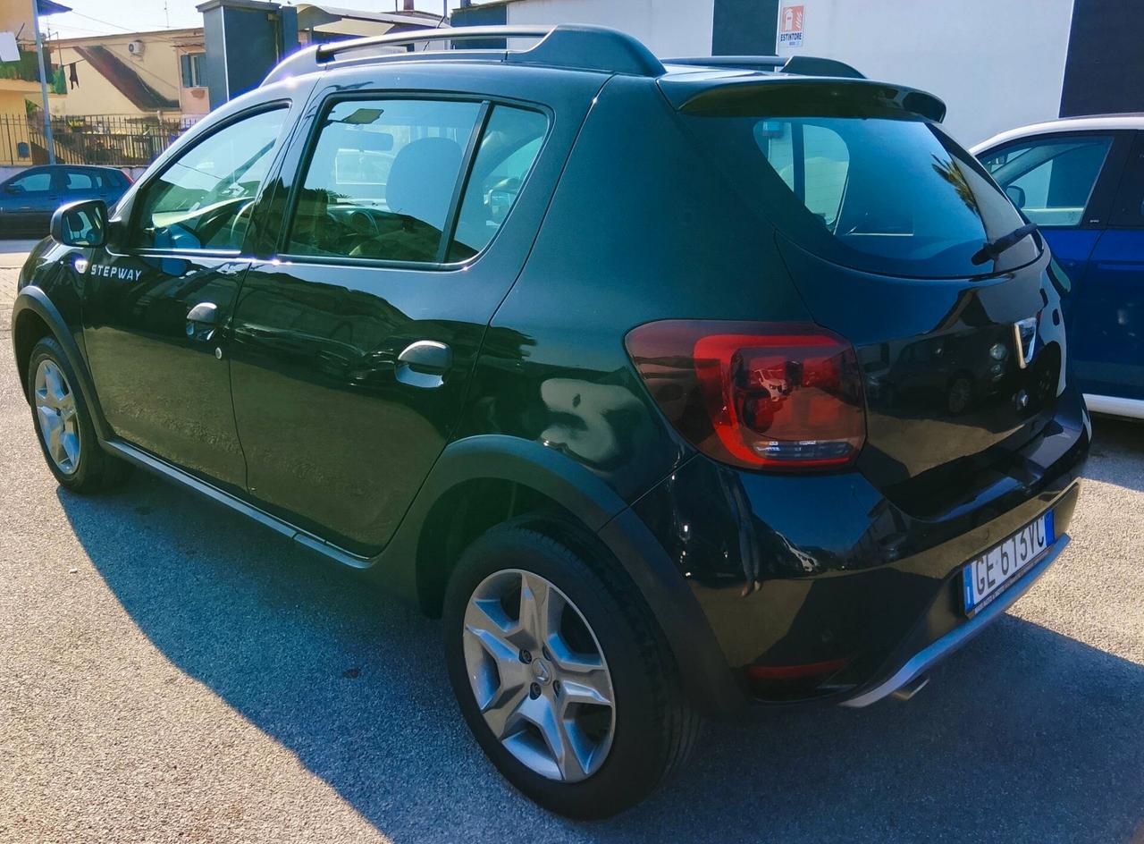 Dacia Sandero Stepway GPL 100CV