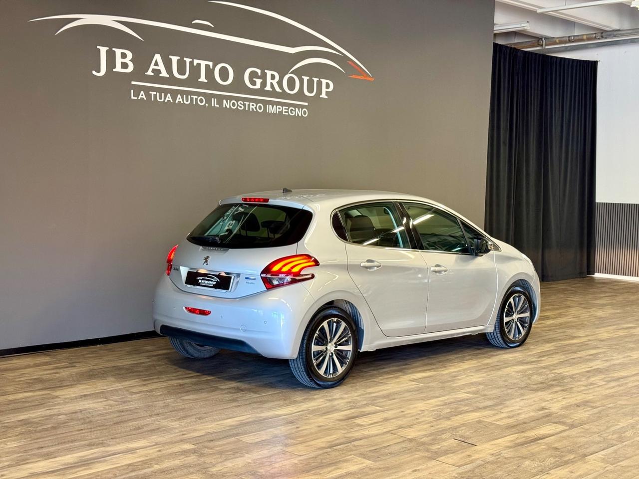 Peugeot 208 PureTech Allure