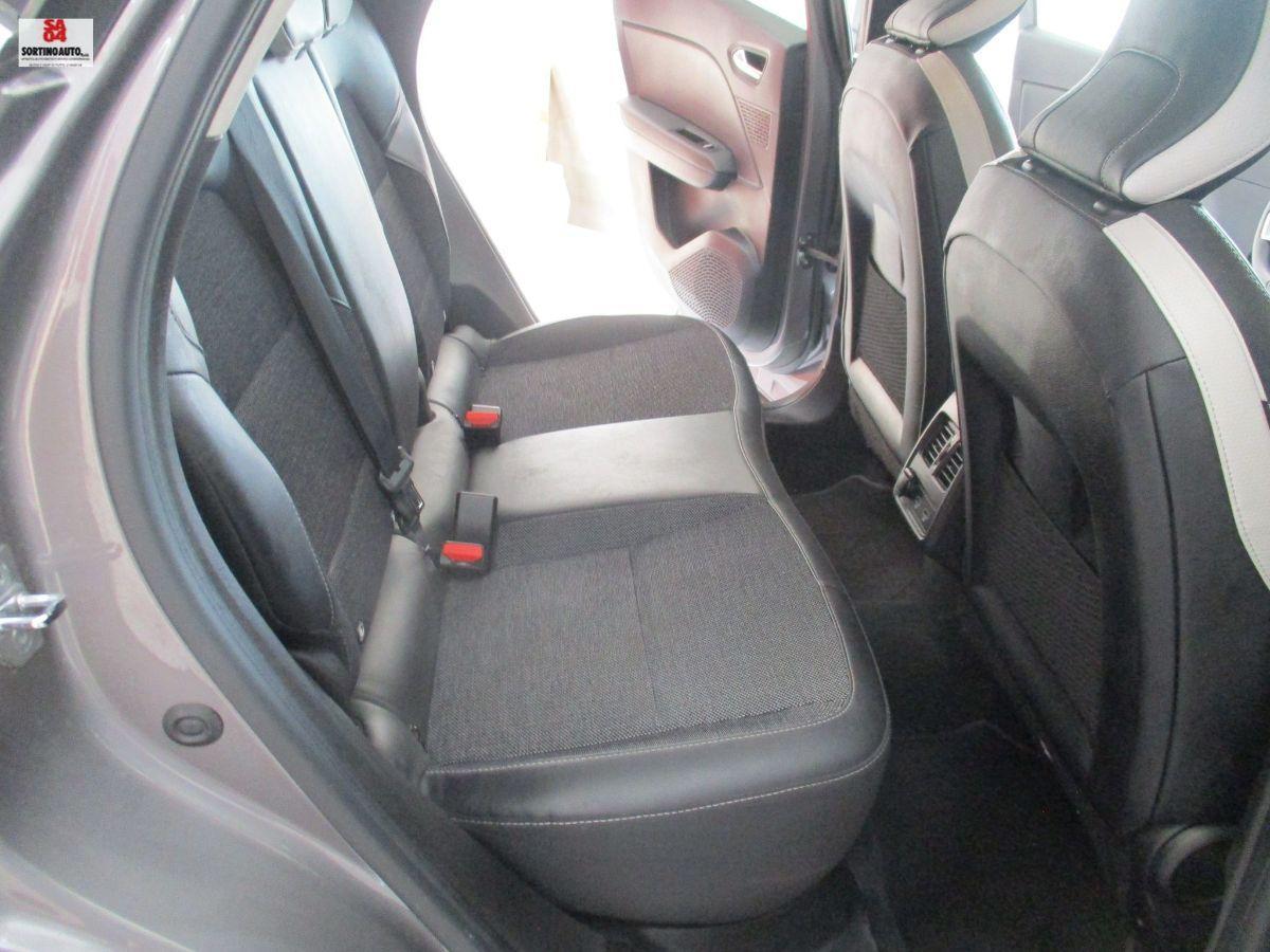 RENAULT Captur TCe 90cv Techno-2022 KM40000