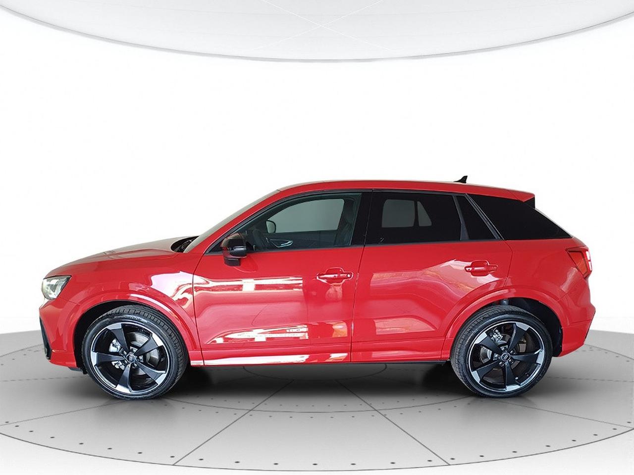 Audi Q2 35 1.5 tfsi identity black s-tronic