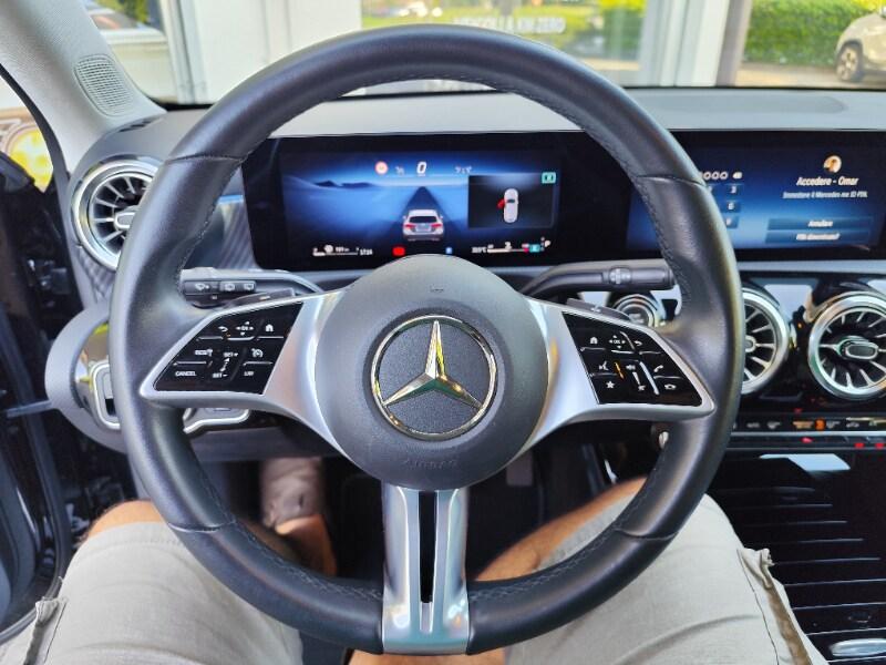 MERCEDES Classe A (W177) A 180 d Automatic ...