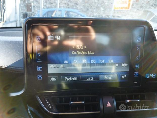 TOYOTA C-HR 1.8 Hybrid E-CVT Active