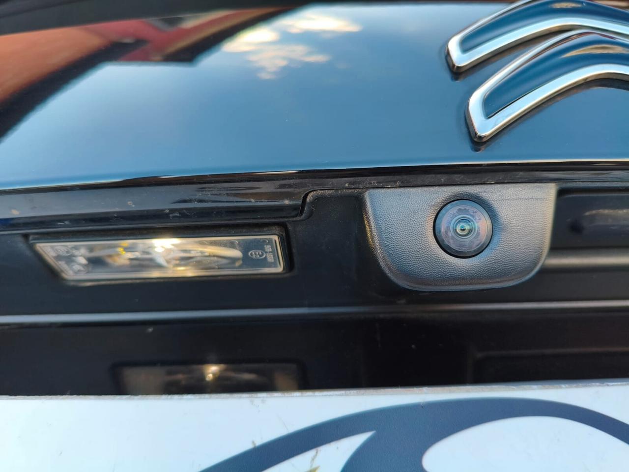 Citroen C4 BlueHDi 130 S&S EAT8 Shine