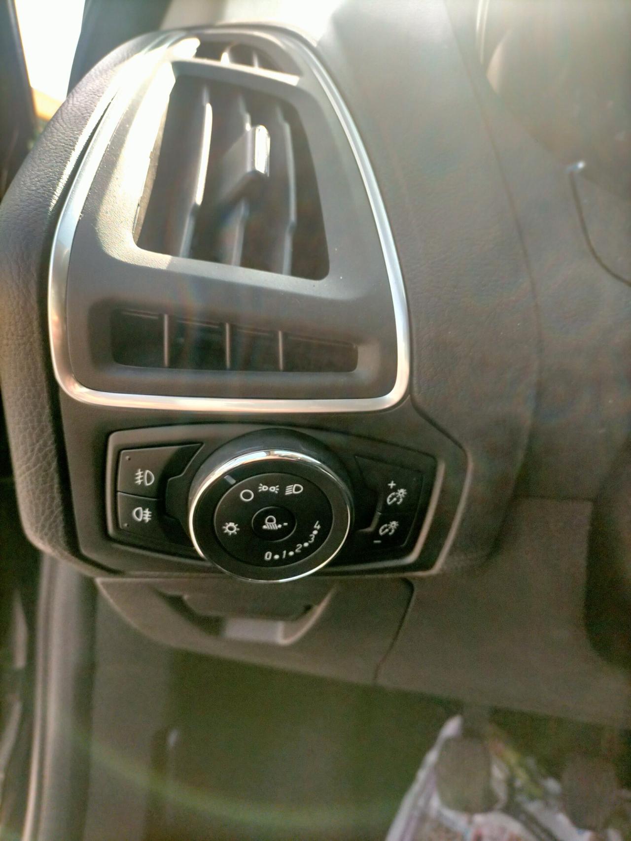 Ford Focus 1.6 TDCi 115 CV Titanium