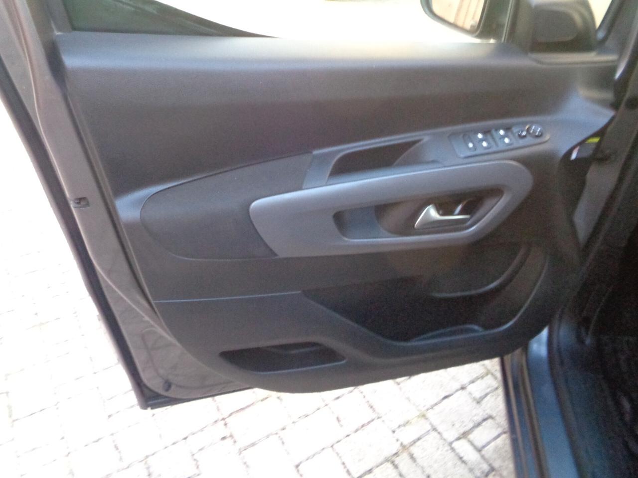Toyota Proace City Verso 1.5D 130 CV S&S L1 Executive 5 POSTI N1