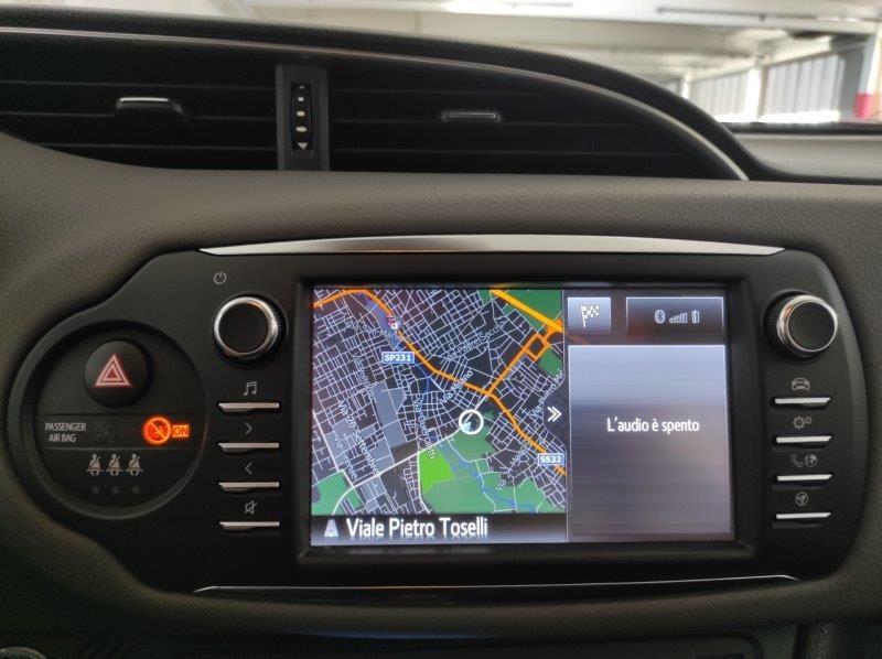 TOYOTA Yaris 3ª serie - Yaris 1.5 Hybrid 5 porte Business