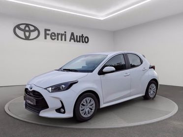TOYOTA Yaris 1.5h active del 2023