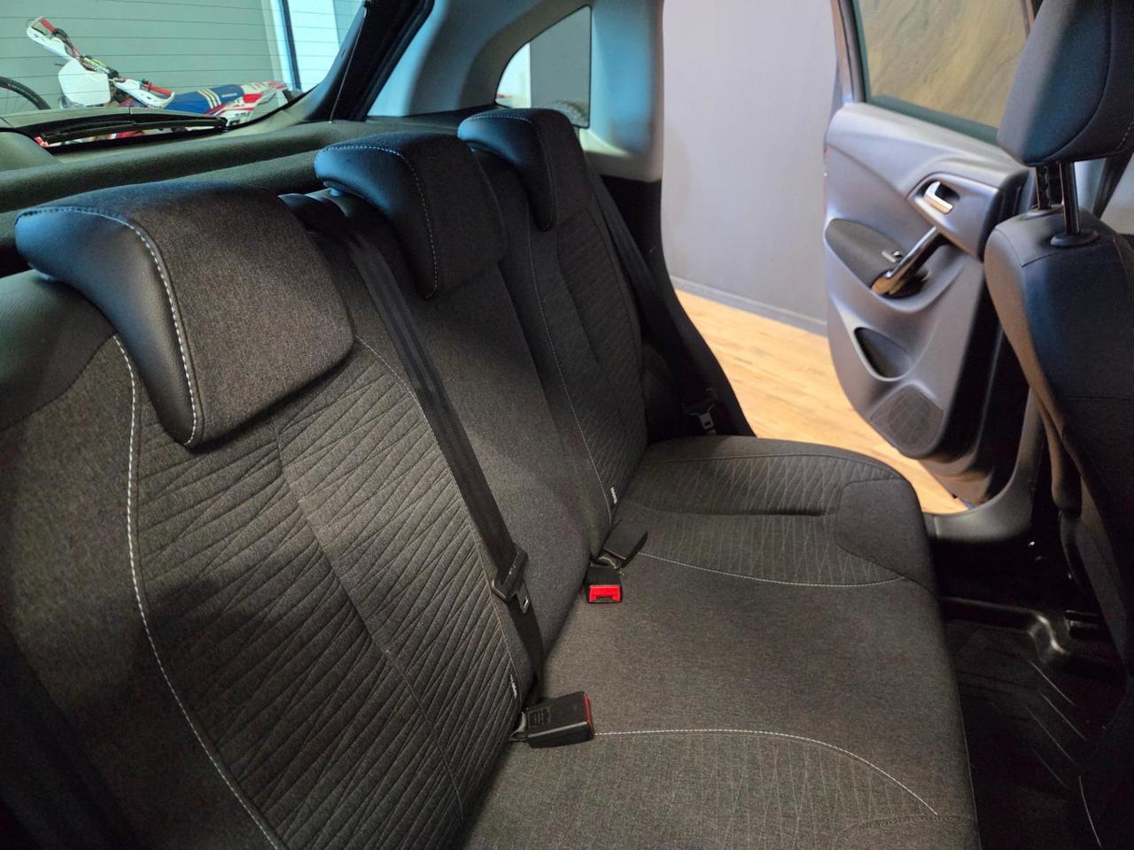 Citroen C3 1.2 puretech Exclusive 82cv E6