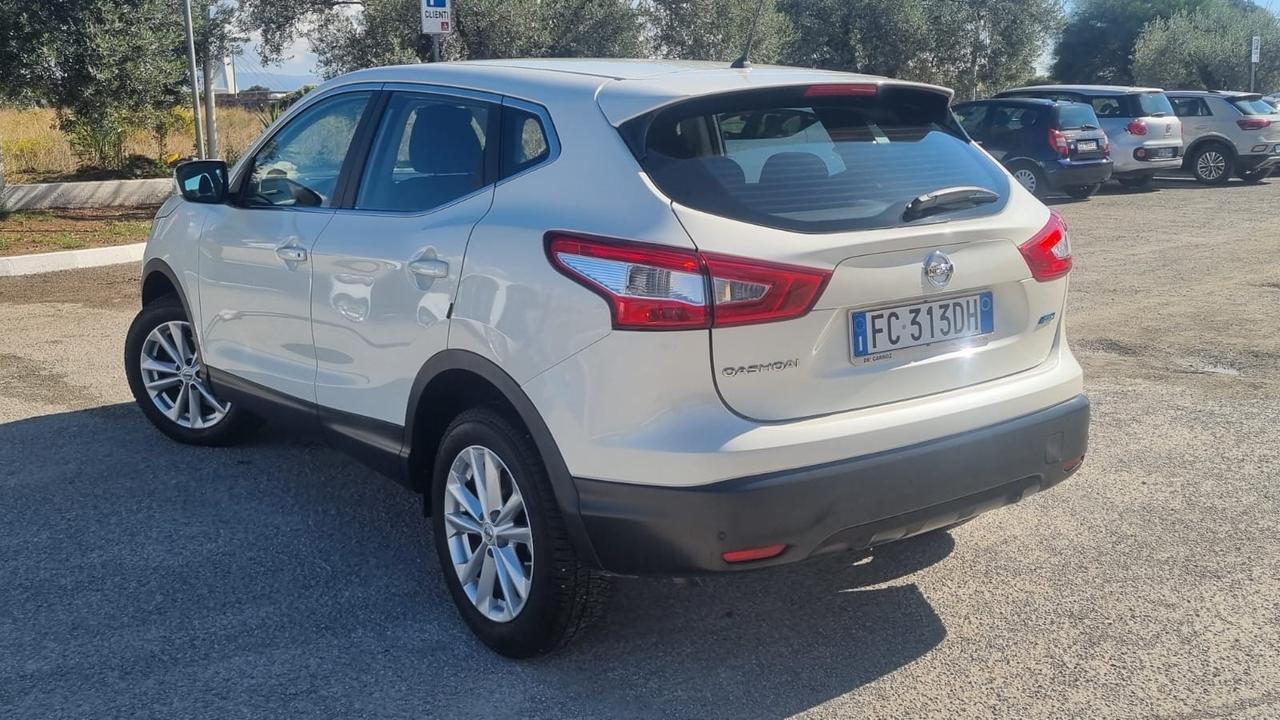 Nissan Qashqai 1.5 dCi Visia