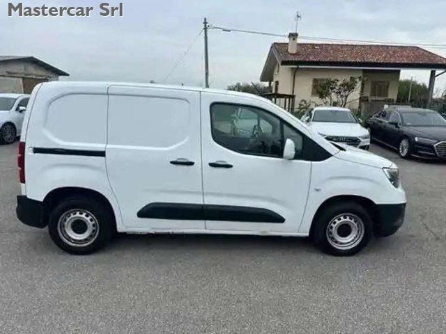 OPEL Combo 1.5 HDI 100cv 3 posti - Diesel - FZ001JK