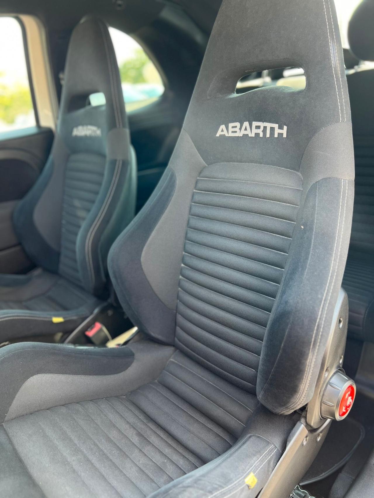 Abarth 595 C 1.4 Turbo T-Jet 180 CV Competizione