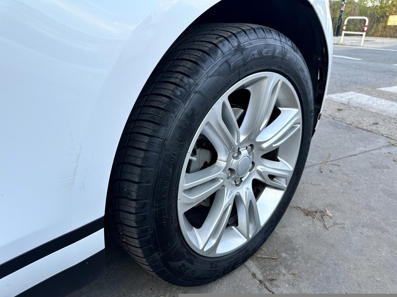 Range Rover Velar 2.0 Si4 BENZINA 250cv Tetto