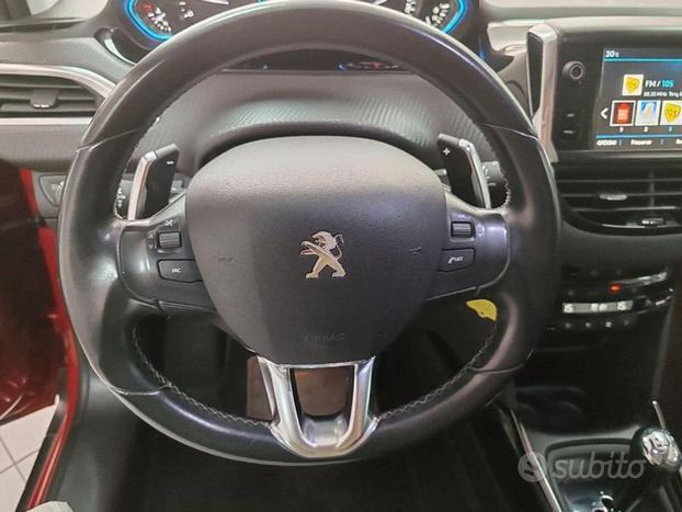 Peugeot 2008 BlueHDi 120 EAT6 S&S Allure AUTO...