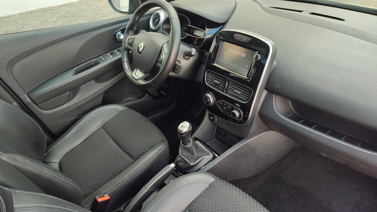 Renault Clio TETTO PANORAMICO