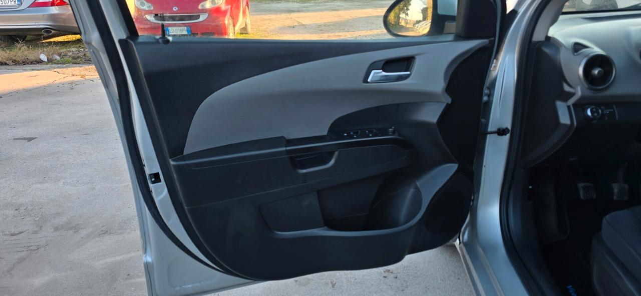 Chevrolet Aveo 1.2 86CV GPL 5 porte LT