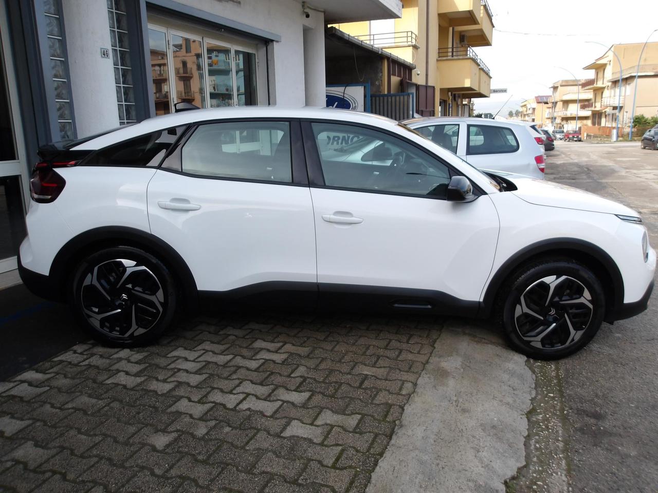Citroen C4 1.2 puretech Plus 130cv
