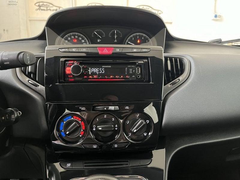 Lancia Ypsilon Ypsilon 1.2 69 CV 5 porte tua da 79,00 euro al mese