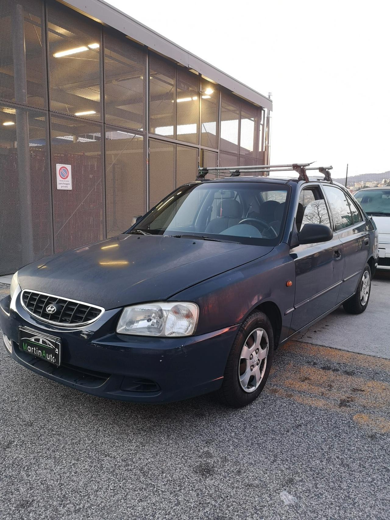 Hyundai Accent 1.3 benz 86 cv - 2002