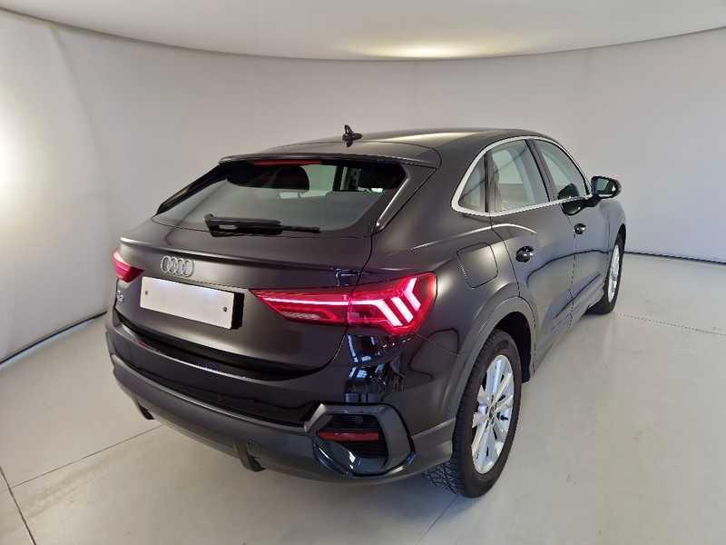 AUDI Q3 SPORTBACK 35 TDI S tronic Business Plus