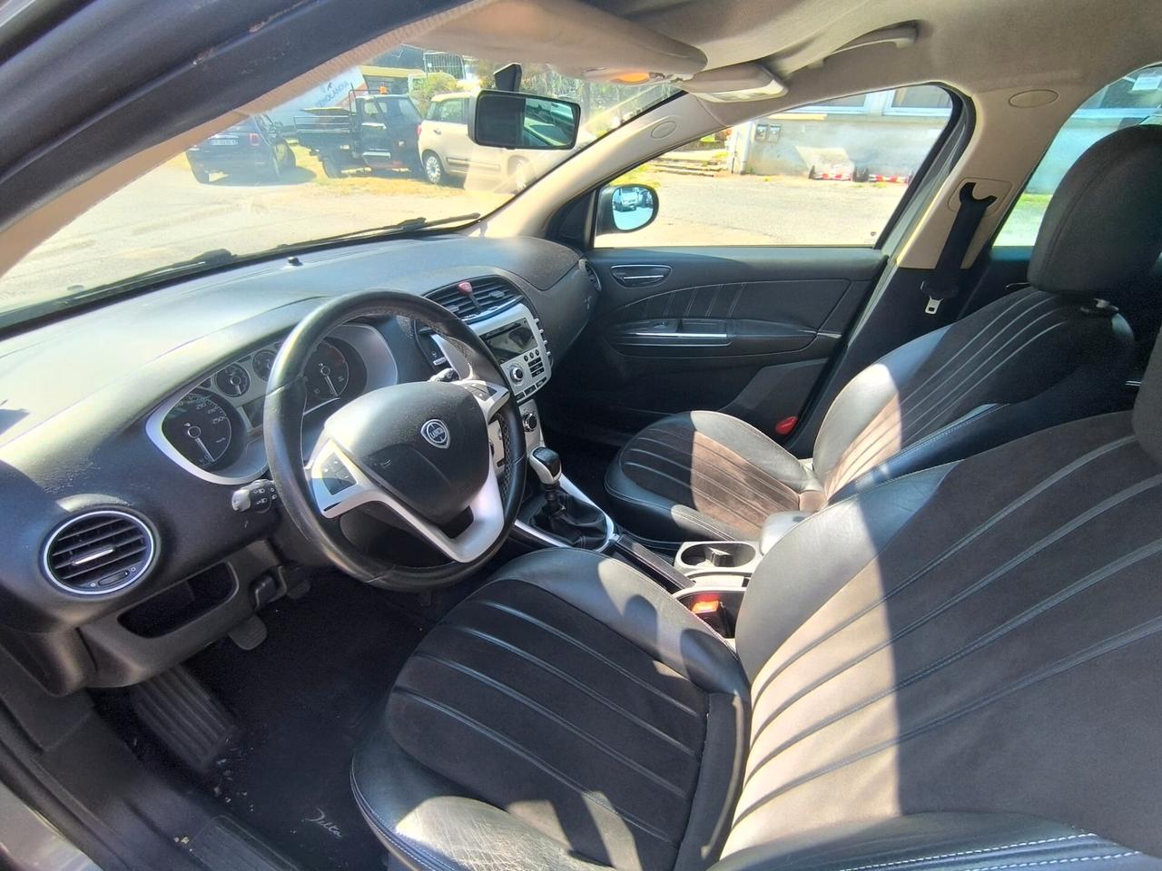 Lancia Delta 1.6 MJT DPF Platino