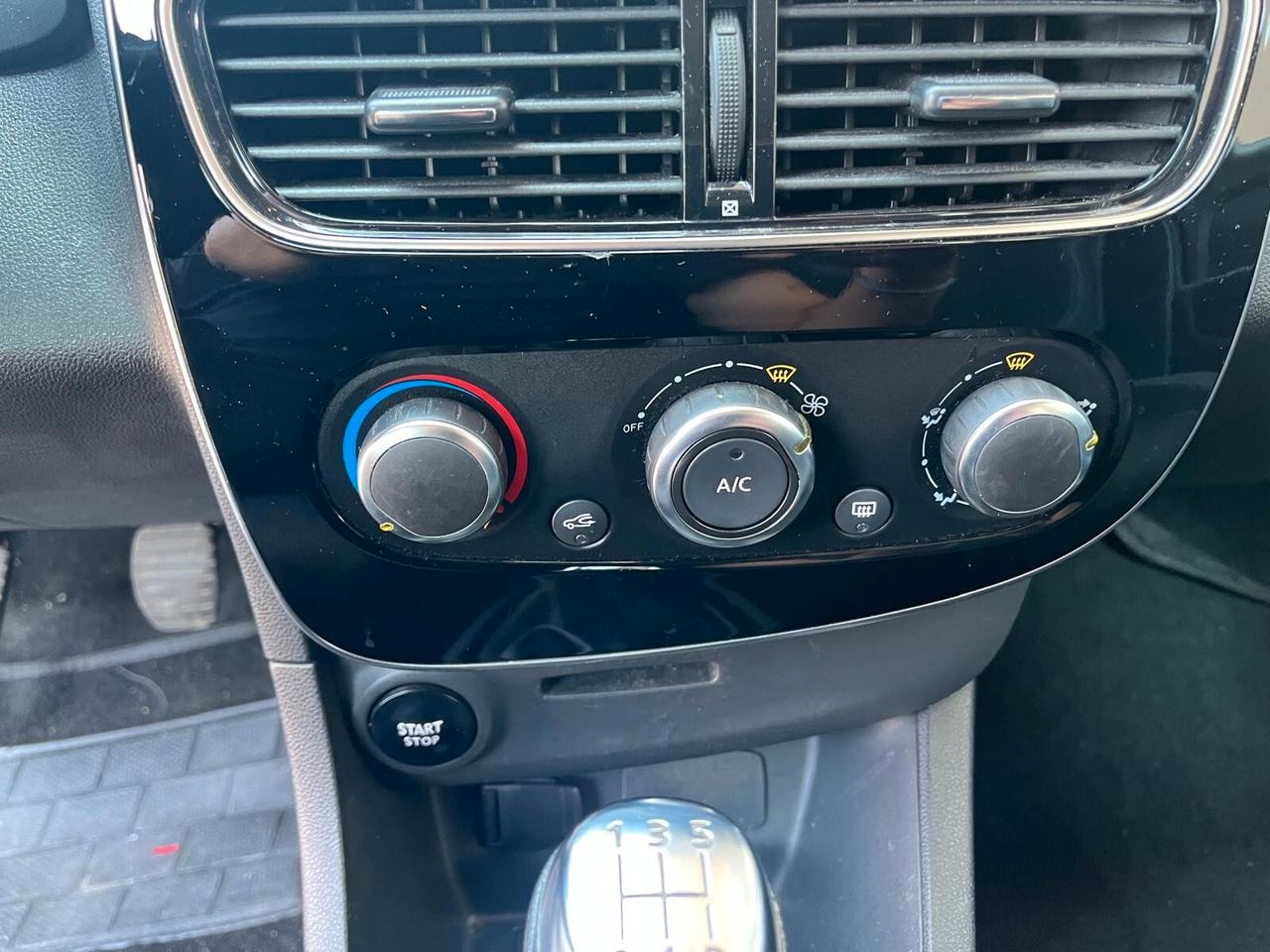 Renault Clio Clio 0.9 tce energy Zen 90cv-NEOPATENTATI OK