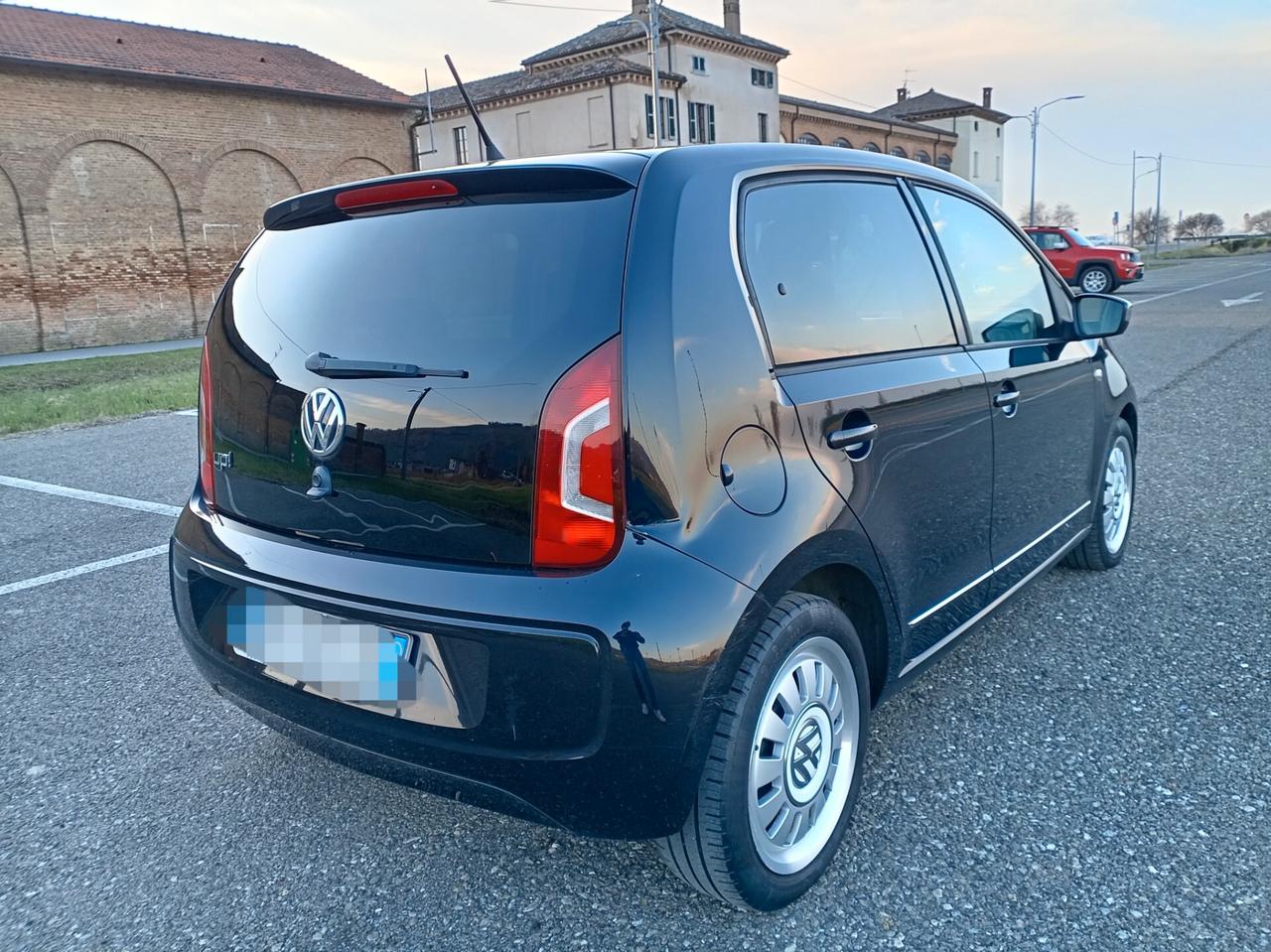 Volkswagen up! 1.0 75 CV 5p. high