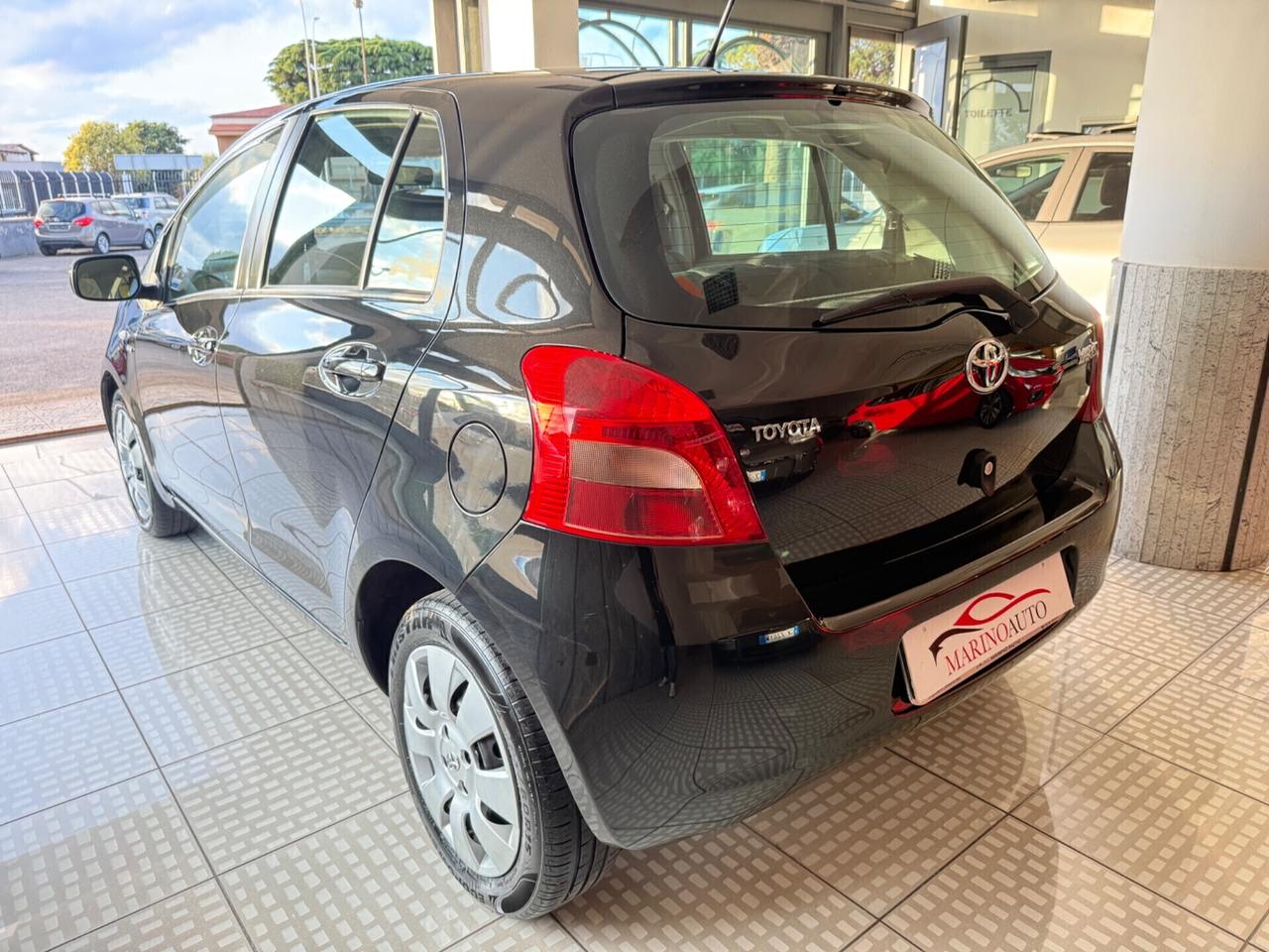Toyota Yaris 1.4 D-4D 5 porte Sol