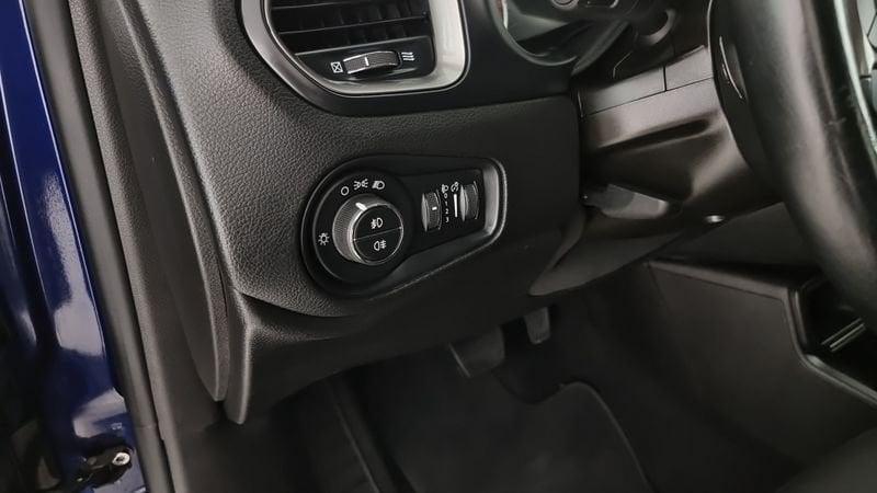 Jeep Renegade 1.6 Mjt DDCT 120 CV Limited Autocarro