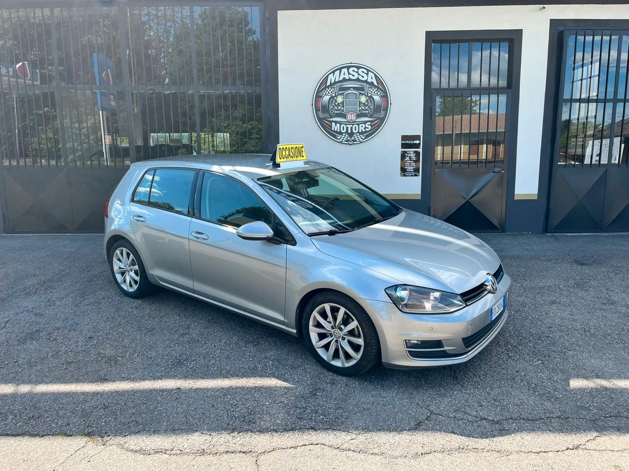 Volkswagen Golf 1.6 TDI 110 CV DSG 5p. HIGHLINE! 24 MESI DI GARANZIA!!